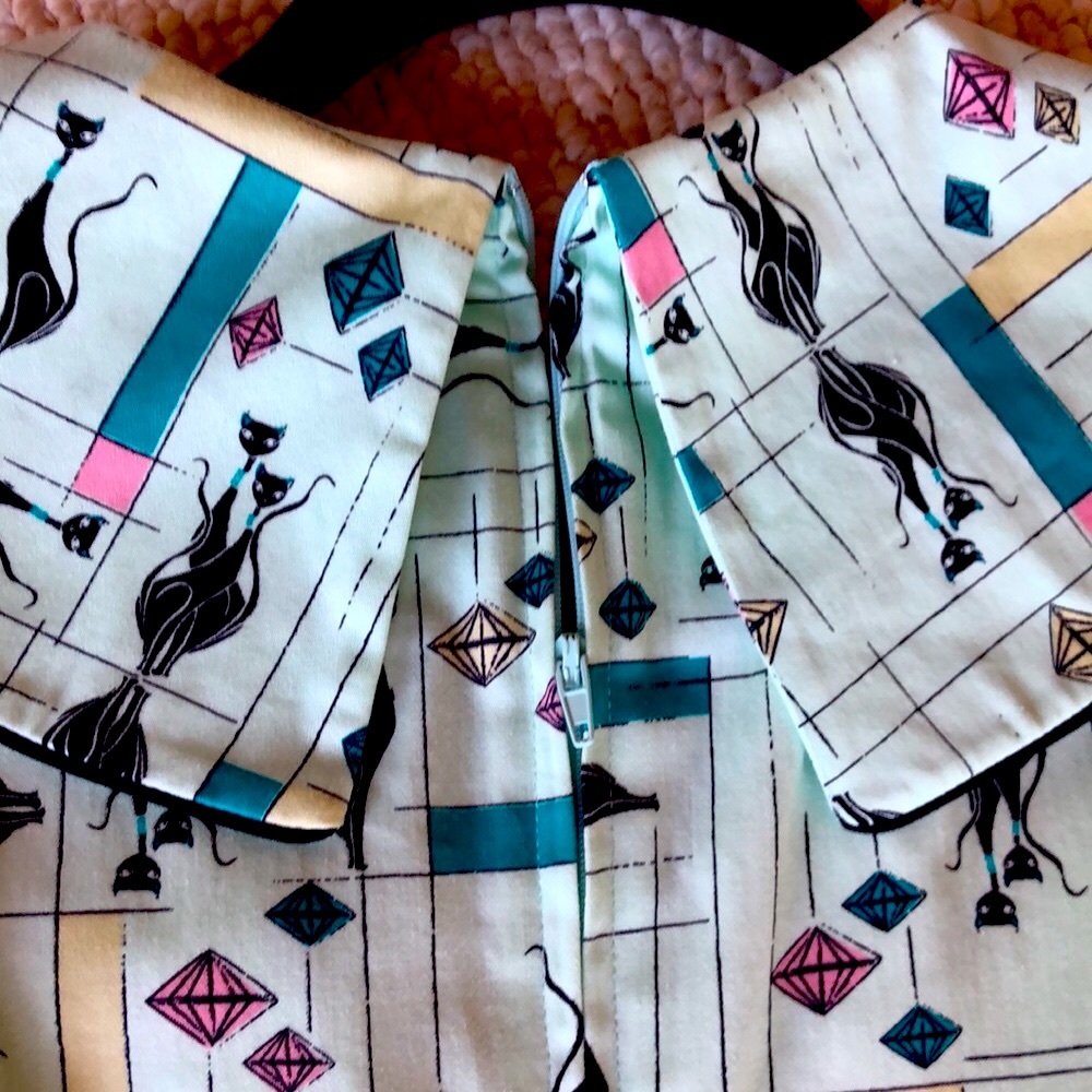 Voodoo Vixen Pin Up Kitten ‘50s inspired fitted pencil midi dress w/belt - Picture 6 of 8